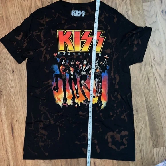 Custom NWOT KISS Bleached Dyed Tee Size M - Picture 5 of 5